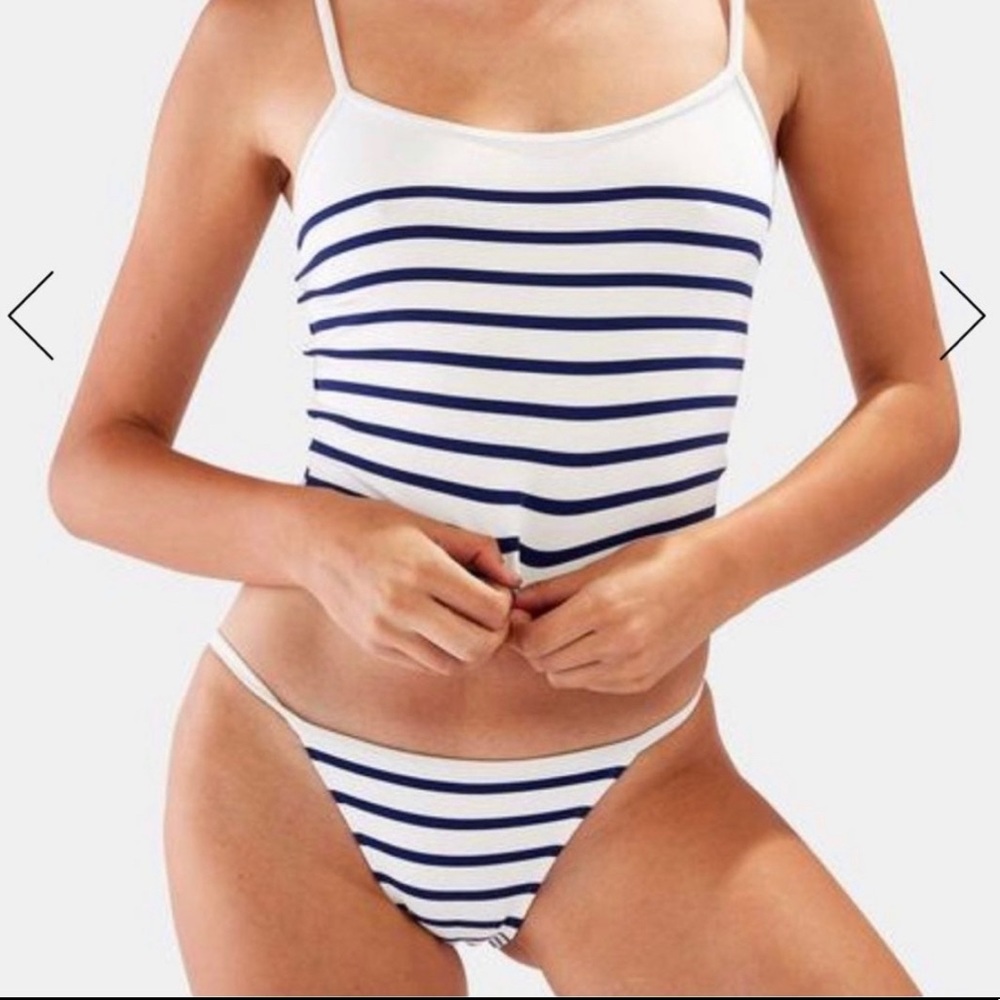 NWT SOLID & STRIPED The Morgan Bottom Bikini in White / Black Size M